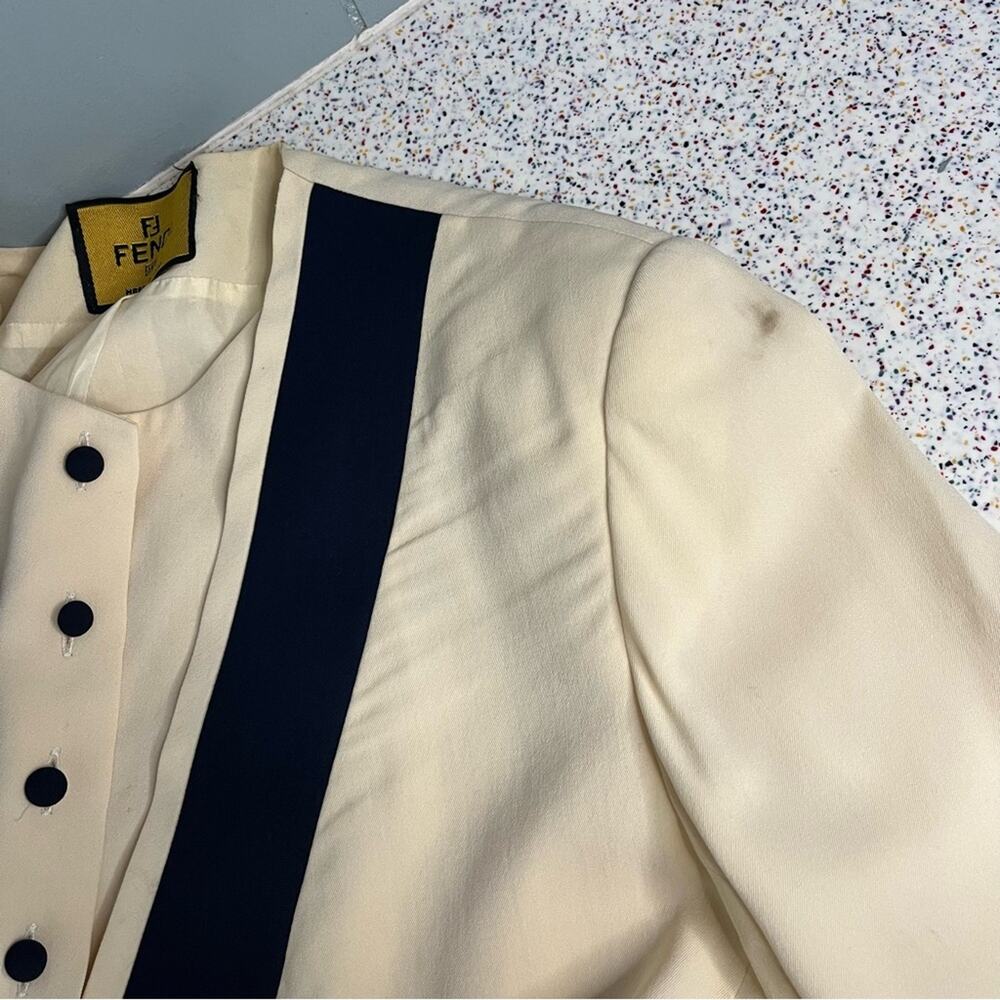 Vintage Fendi Women’s Mock Blazer Ivory Navy Blazer Structured Blouse Size 44 - Picture 10 of 16